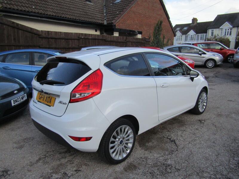 View FORD FIESTA 1.4 Titanium  Only 39,000 miles, One Former Keeper,  FSH,11 Stamps, 7 Ford Stamps