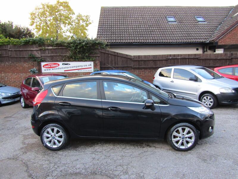 View FORD FIESTA 1.25  Zetec  Only 72,000 miles, 7 Service Stamps, 2 Former Keepers,