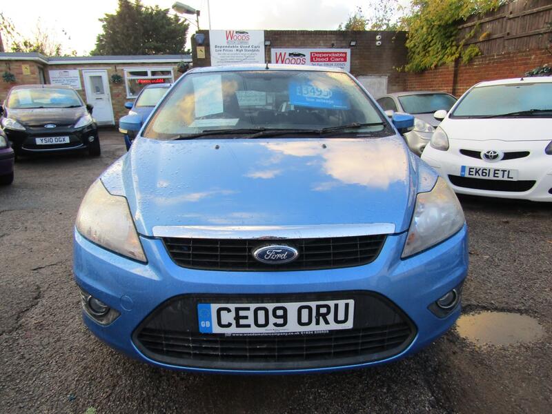 View FORD FOCUS 1.6 Zetec 