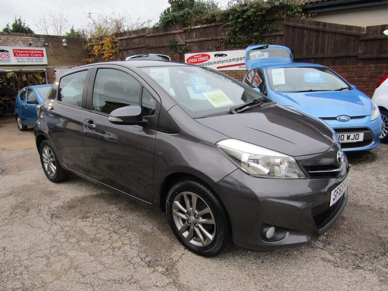 View TOYOTA YARIS 1.3 Dual VVT-i Icon Plus  AUTOMATIC