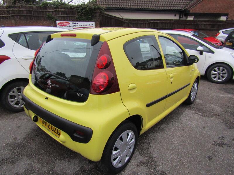 View PEUGEOT 107 1.0 12V Active 