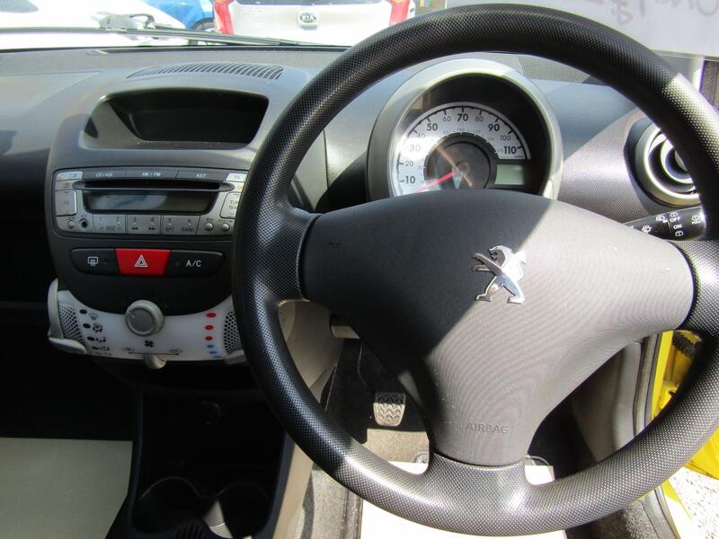 PEUGEOT 107