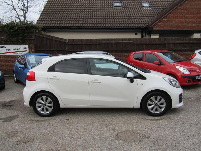 View KIA RIO 1.3 SR7 