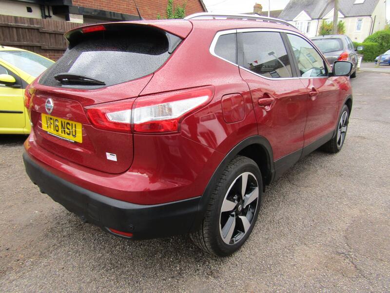 View NISSAN QASHQAI 1.5 dCi N-Connecta 