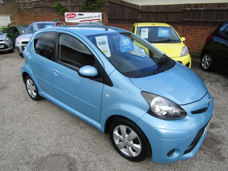 View TOYOTA AYGO 1.0 VVT-i Move 