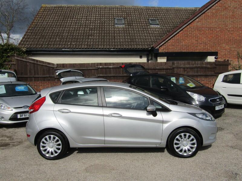 View FORD FIESTA 1.25 Edge 