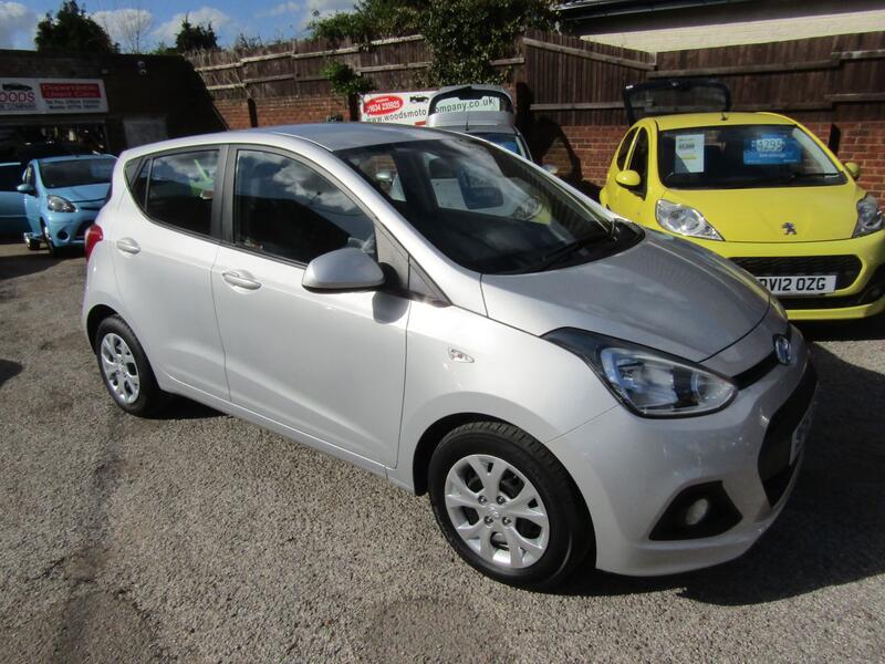 View HYUNDAI I10 1.0 SE 