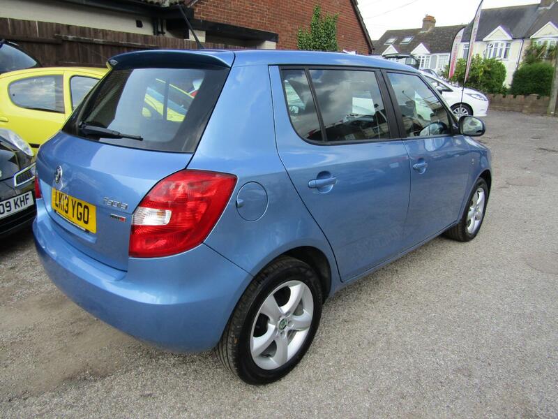 View SKODA FABIA 1.2 SE
