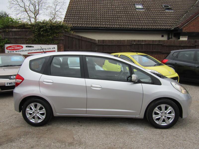 View HONDA JAZZ 1.4 i-VTEC ES