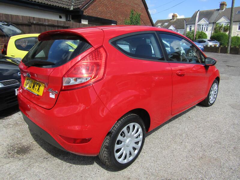 View FORD FIESTA 1.3 Edge