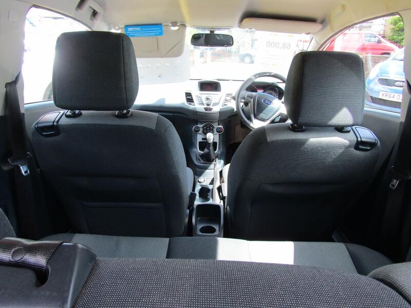 FORD FIESTA