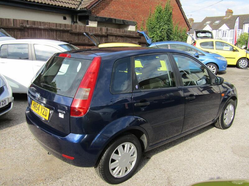 View FORD FIESTA 1.6 Ghia