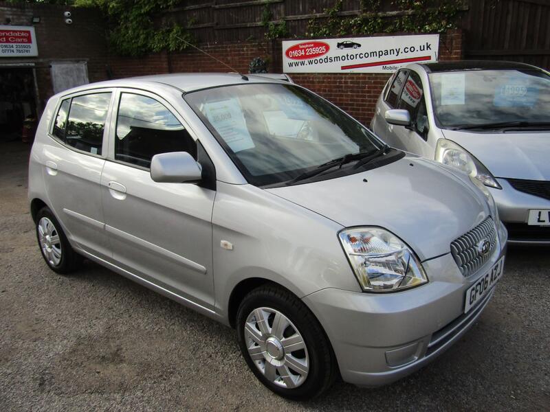 View KIA PICANTO 1.1 LX