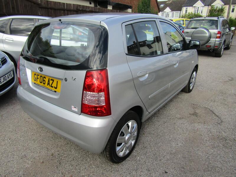 View KIA PICANTO 1.1 LX