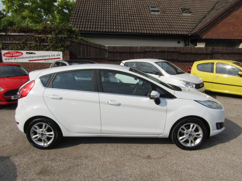 View FORD FIESTA 1.25 Zetec