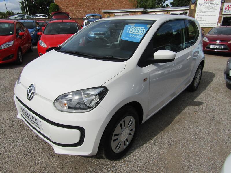 VOLKSWAGEN UP