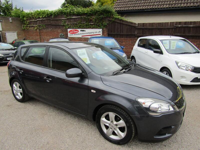 View KIA CEED 1.4 VR-7