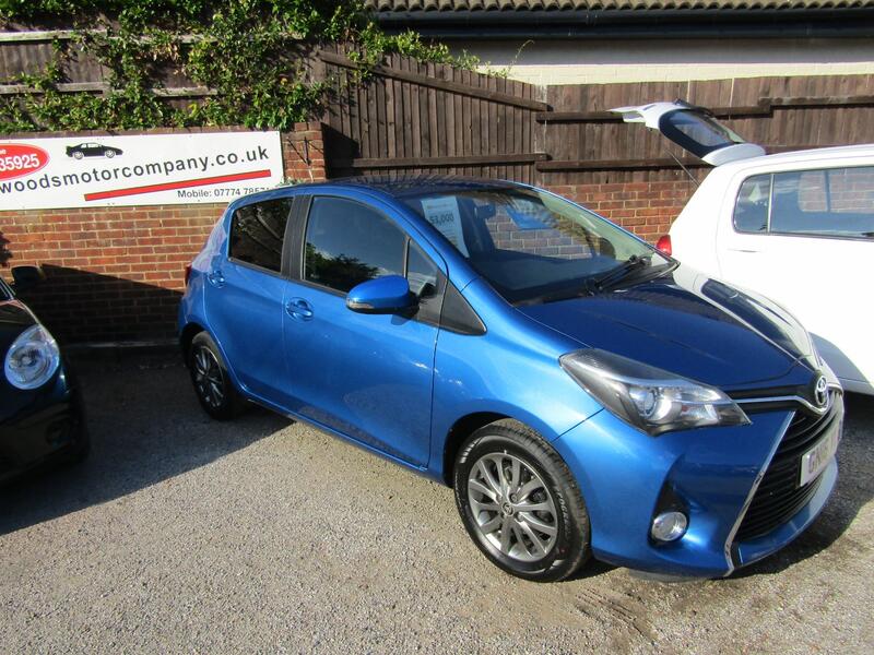 View TOYOTA YARIS 1.3 Dual VVT-i Icon