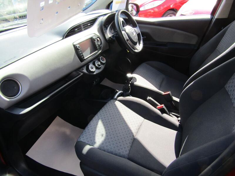 TOYOTA YARIS