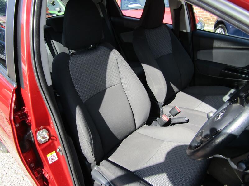 TOYOTA YARIS