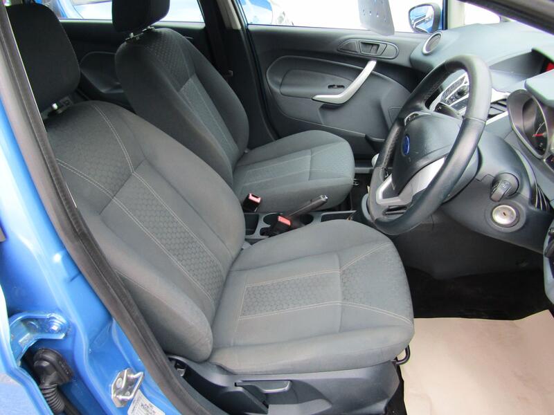 FORD FIESTA