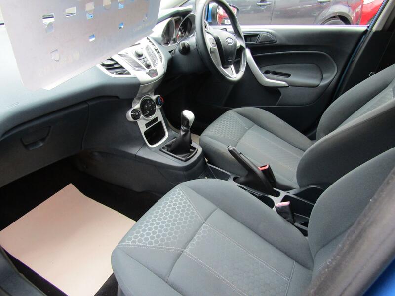 FORD FIESTA