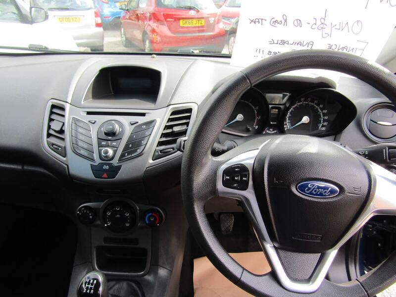 FORD FIESTA