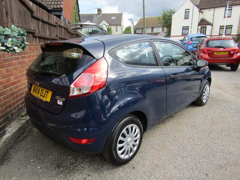 FORD FIESTA