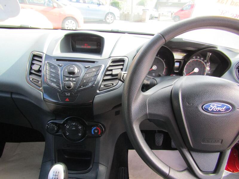 FORD FIESTA