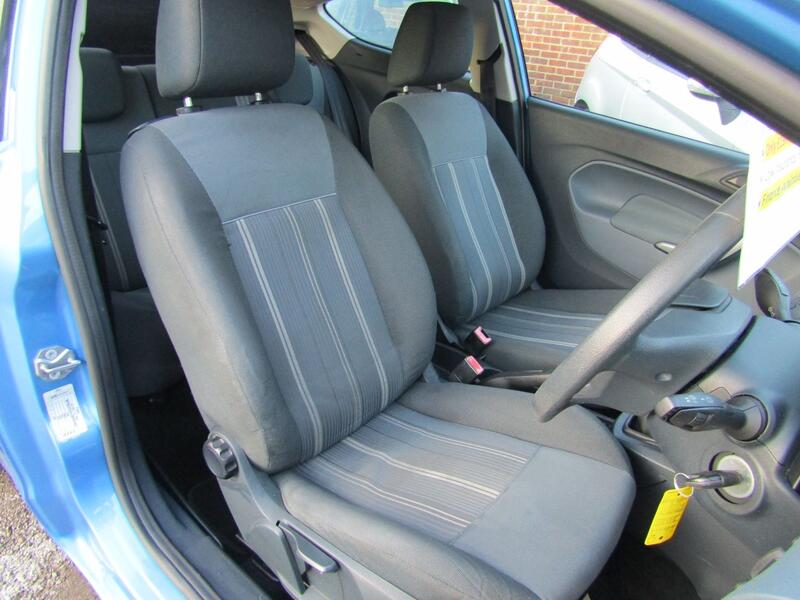 FORD FIESTA