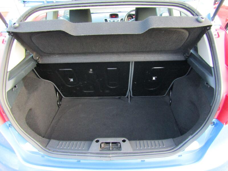 FORD FIESTA