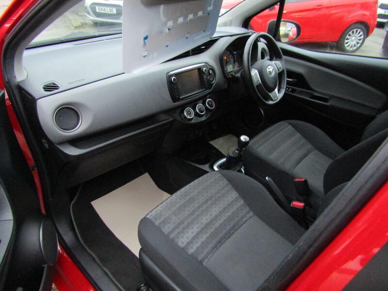 TOYOTA YARIS