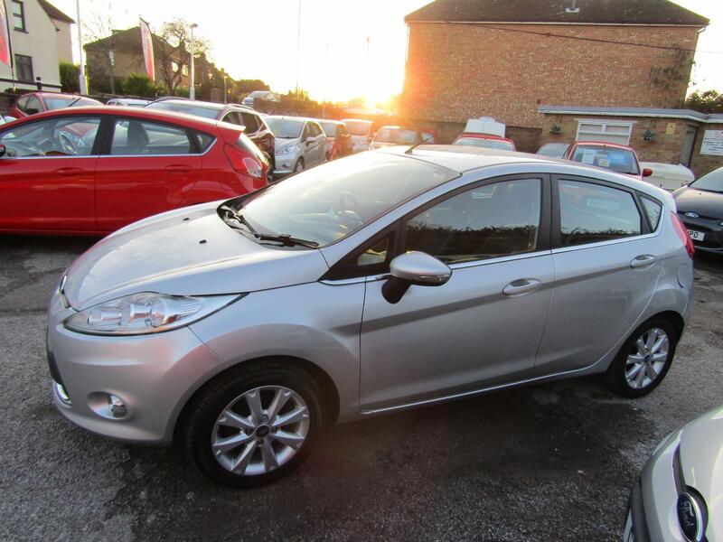 FORD FIESTA