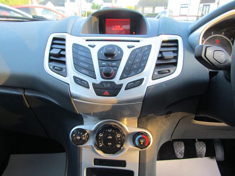FORD FIESTA