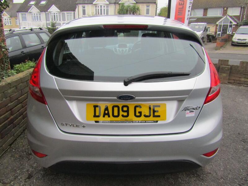 FORD FIESTA