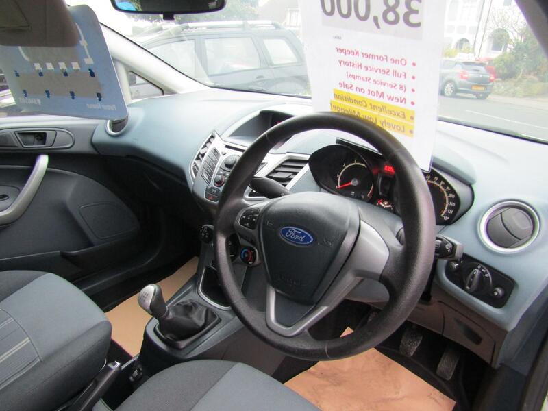 FORD FIESTA