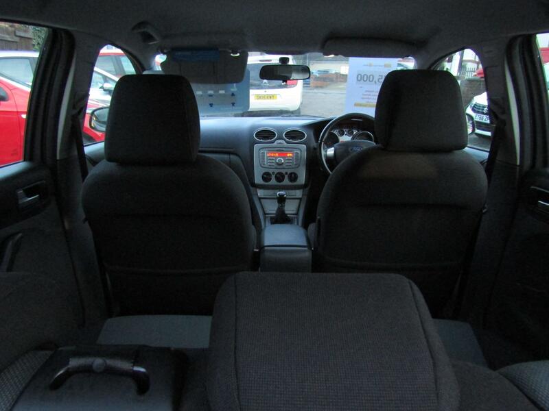 FORD FOCUS