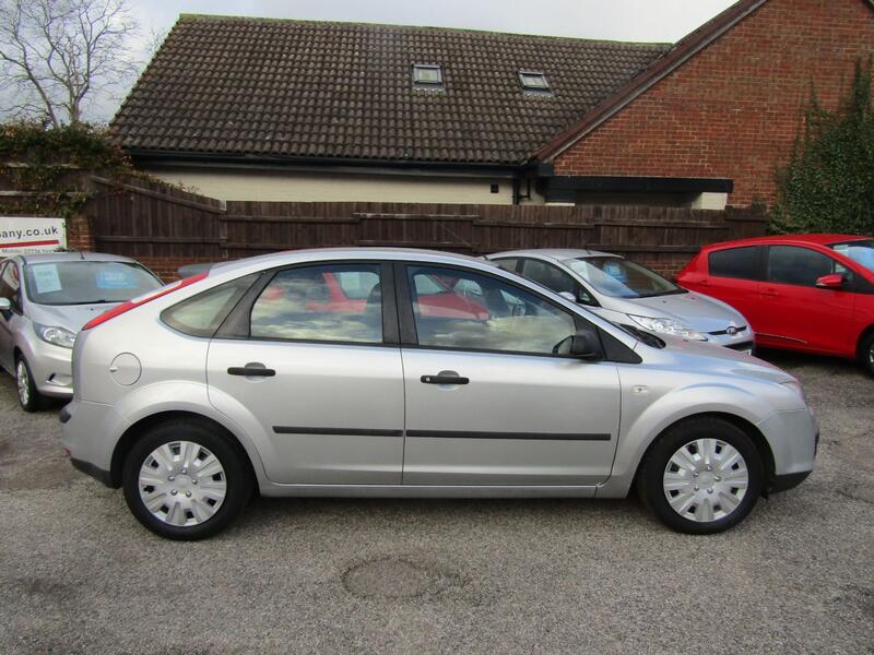 View FORD FOCUS 1.4 LX