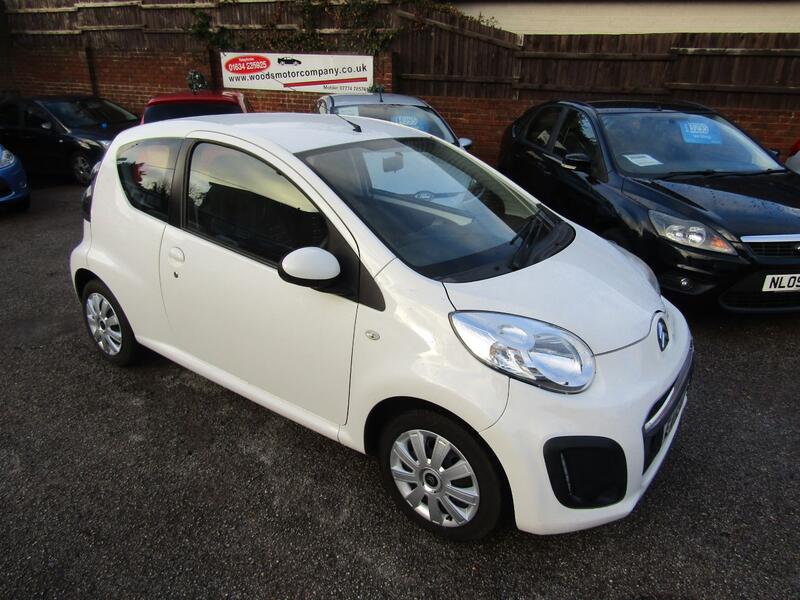 View CITROEN C1 1.0 i VTR  2 Former Keepers,  Only 60,000 miles, FSH (11 Service Stamps)  FREE  TAX !!
