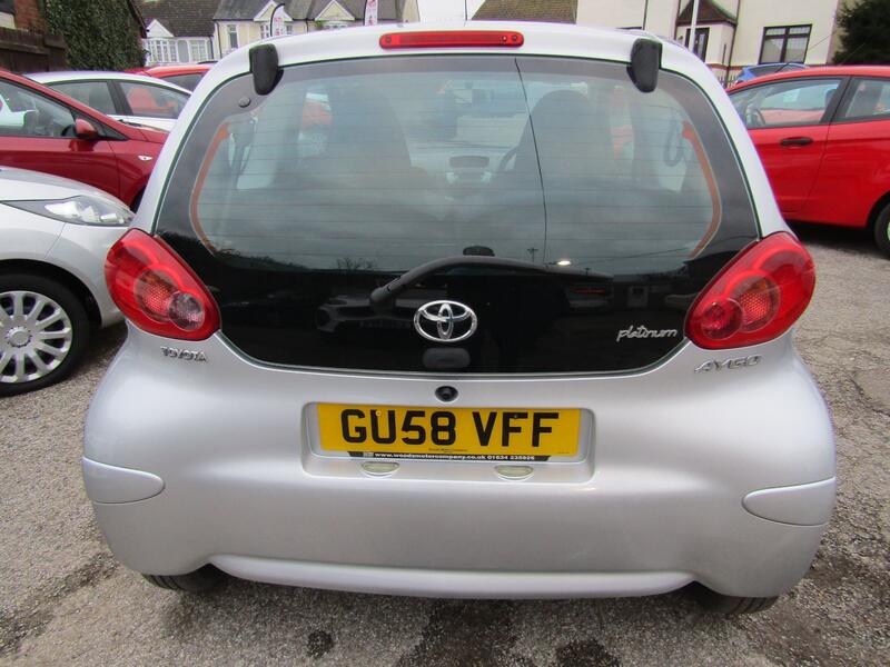 TOYOTA AYGO