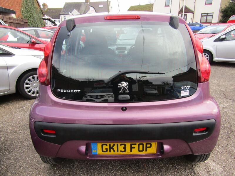 PEUGEOT 107