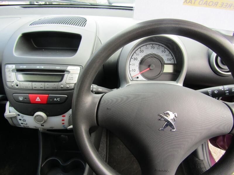 PEUGEOT 107