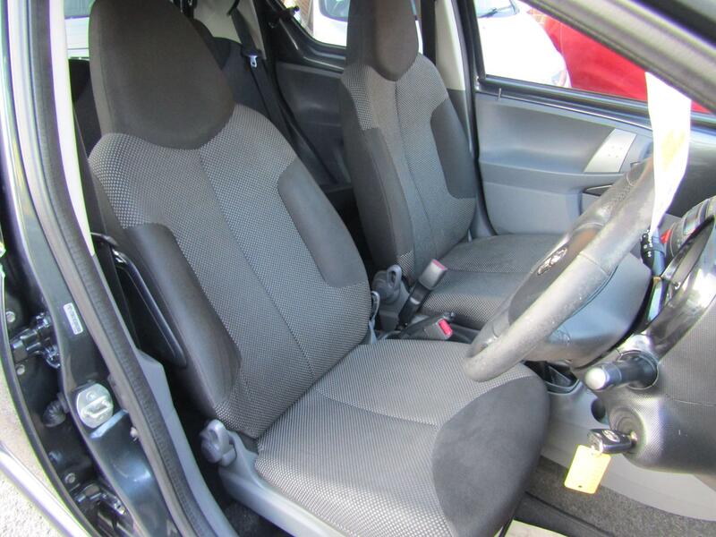 TOYOTA AYGO