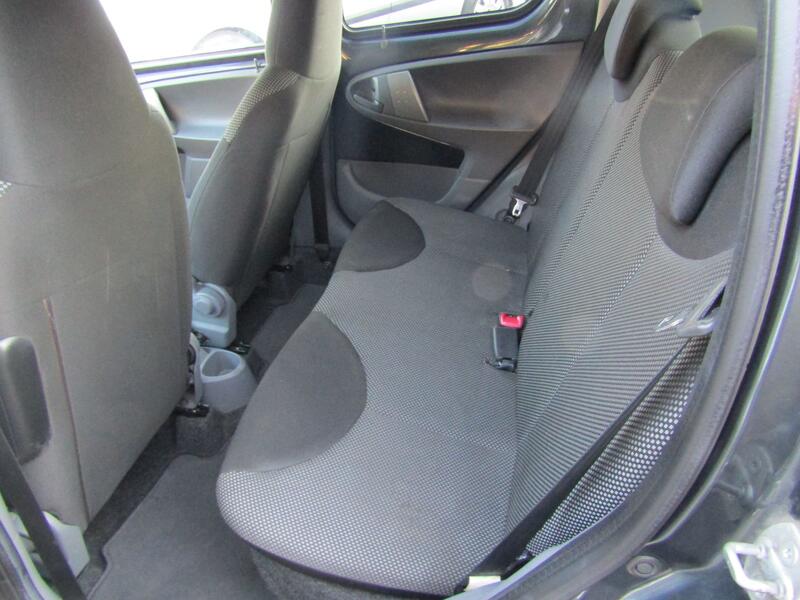TOYOTA AYGO