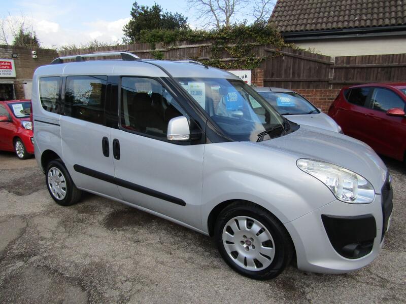 View FIAT DOBLO 1.4 Doblo Mylife 1.4 16v 95hp