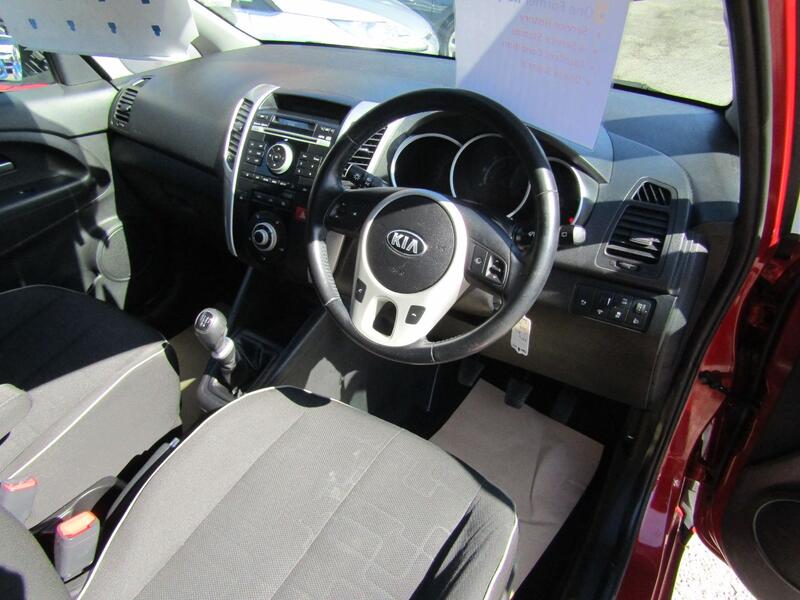 KIA VENGA