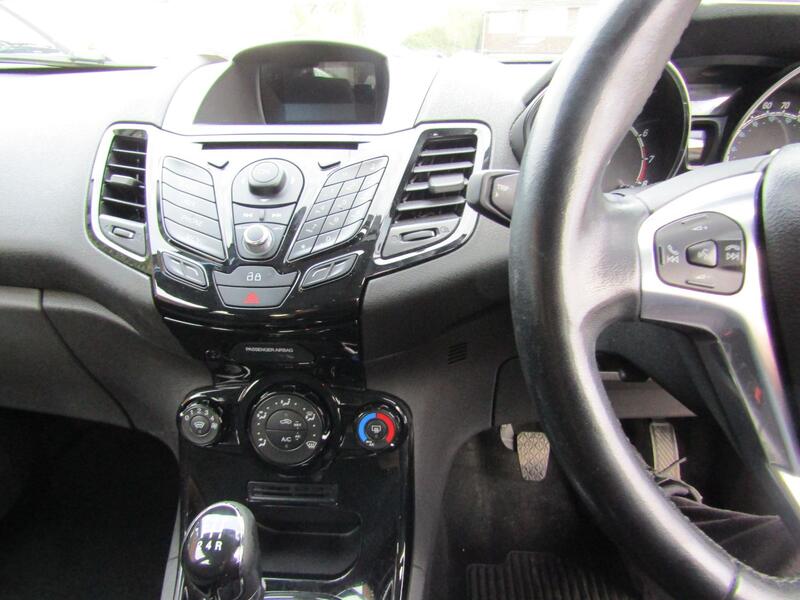 FORD FIESTA