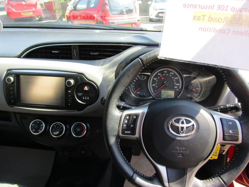 TOYOTA YARIS