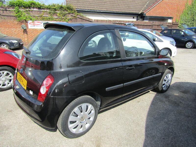 View NISSAN MICRA 1.2 16v Acenta