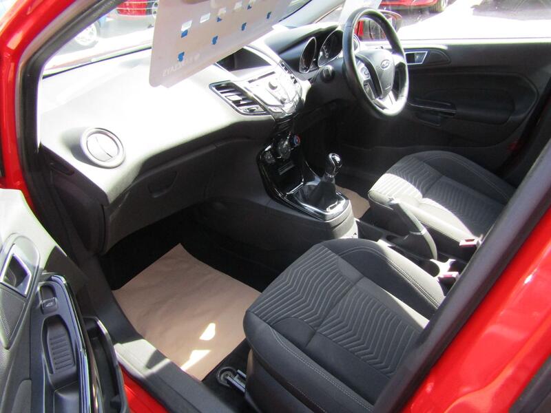 FORD FIESTA